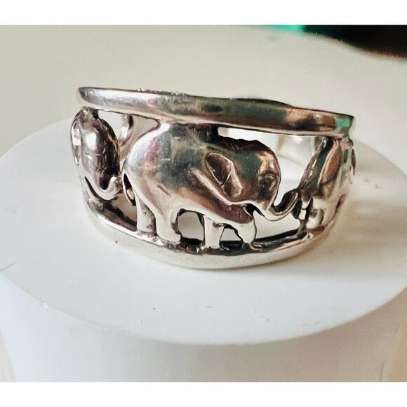 Vintage Sterling Silver Elephant Ring Size 6.75 925 NF Signed Animal Band - Picture 3 of 9